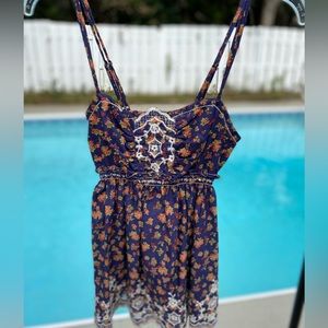 Perfect Festival Tank! Beautiful Floral Print with Crochet Detail - New w/Tags